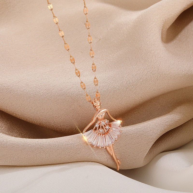 Colar Feminino Dourado Bailarina de Cristal