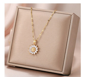 Colar Feminino Dourado Flor de Girassol