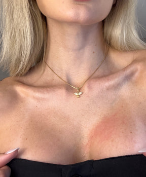 Colar Feminino Espírito Santo Banhado a Ouro 18k